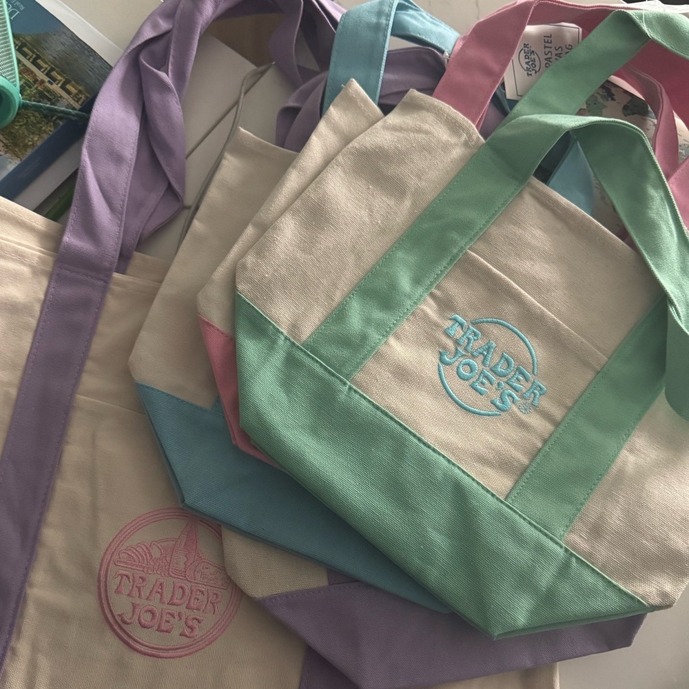 Set of 4 Mini Trader Joe’s Canvas Tote Bags. Mint, pink, lavender and blue.